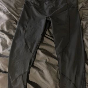 Lululemon capri length running tights